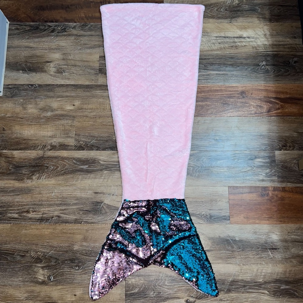Modern Kids Pink Mermaid Tail Blanket with Sequin Fin
